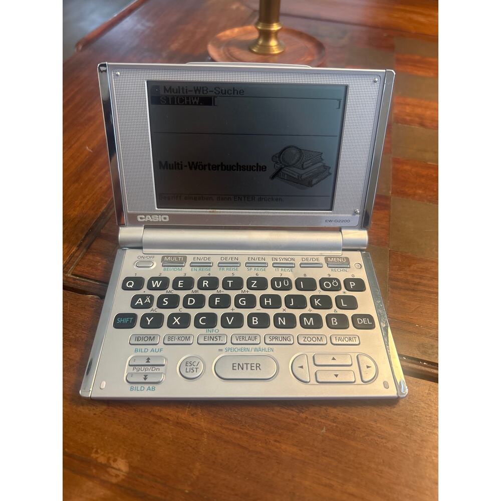 Casio EW-G2200 electronic dictionary Key multilingual translator Handheld